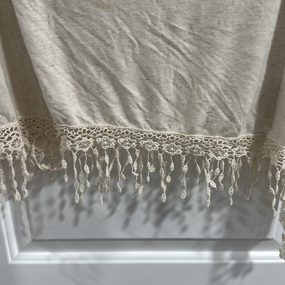 Staring at Stars Fringe Detail Top - Picture 2 of 12